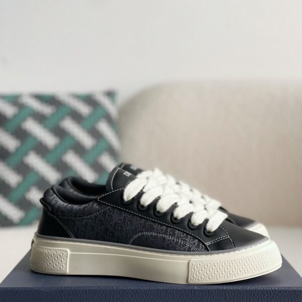 DIOR New B33 Sneaker