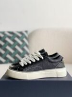 DIOR New B33 Sneaker - Image 2