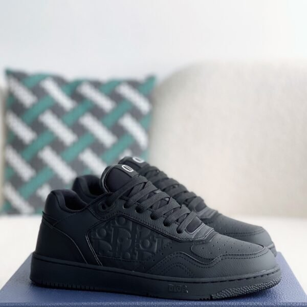 DlOR New B27 Sneaker