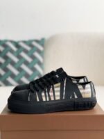 Burberry Low cut casual sports shoes - Image 2