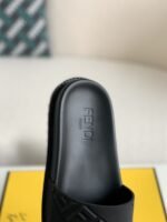 Fendi slippers - Image 9