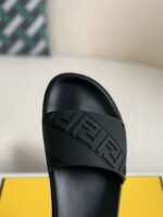 Fendi slippers - Image 5
