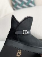 UGG FW style Snow boots - Image 4