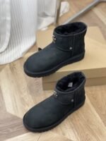 UGG FW style Snow boots - Image 3