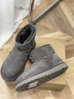 UGG FW style Snow boots - Image 2