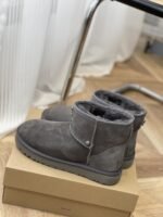 UGG FW style Snow boots - Image 4