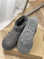UGG FW style Snow boots - Image 5