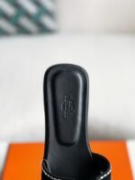 Hermes zmir sandal - Image 9