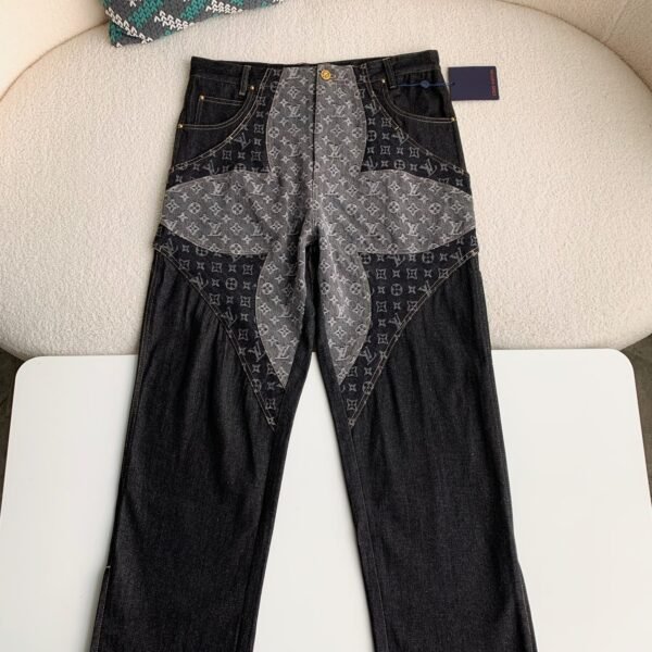 Louis Vuitton costumes