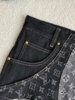 Louis Vuitton costumes - Image 9