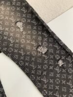 LV2023ss show style wave jeans - Image 5