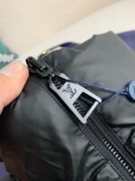LOUIS VUITTON LOGO Down JacketWearable on both sides - Image 8