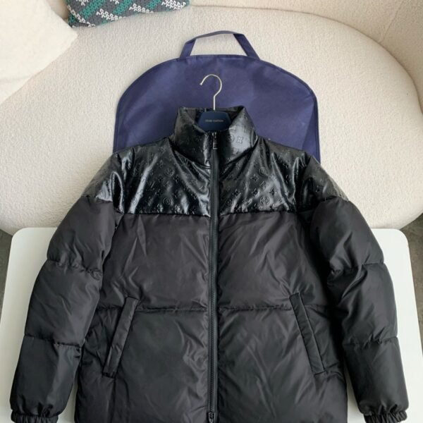 LOUIS VUITTON LOGO Down jacket