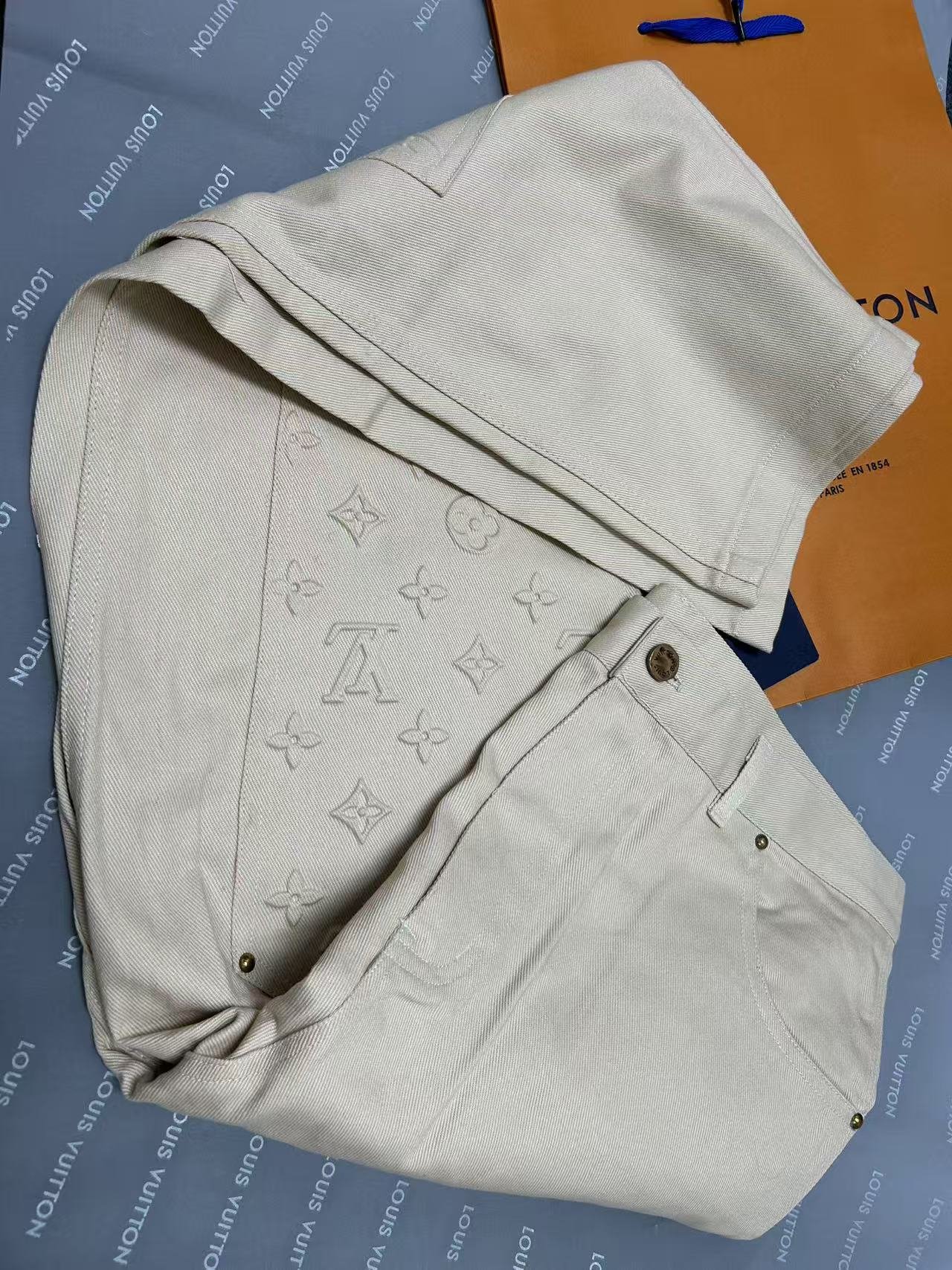 Louis Vuitton costumes photo review