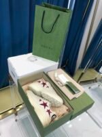 Gucci Rhyton Vintage Trainer Sneakers - Image 2