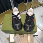 Gucci Rhyton Vintage Traine Sneakers - Image 3
