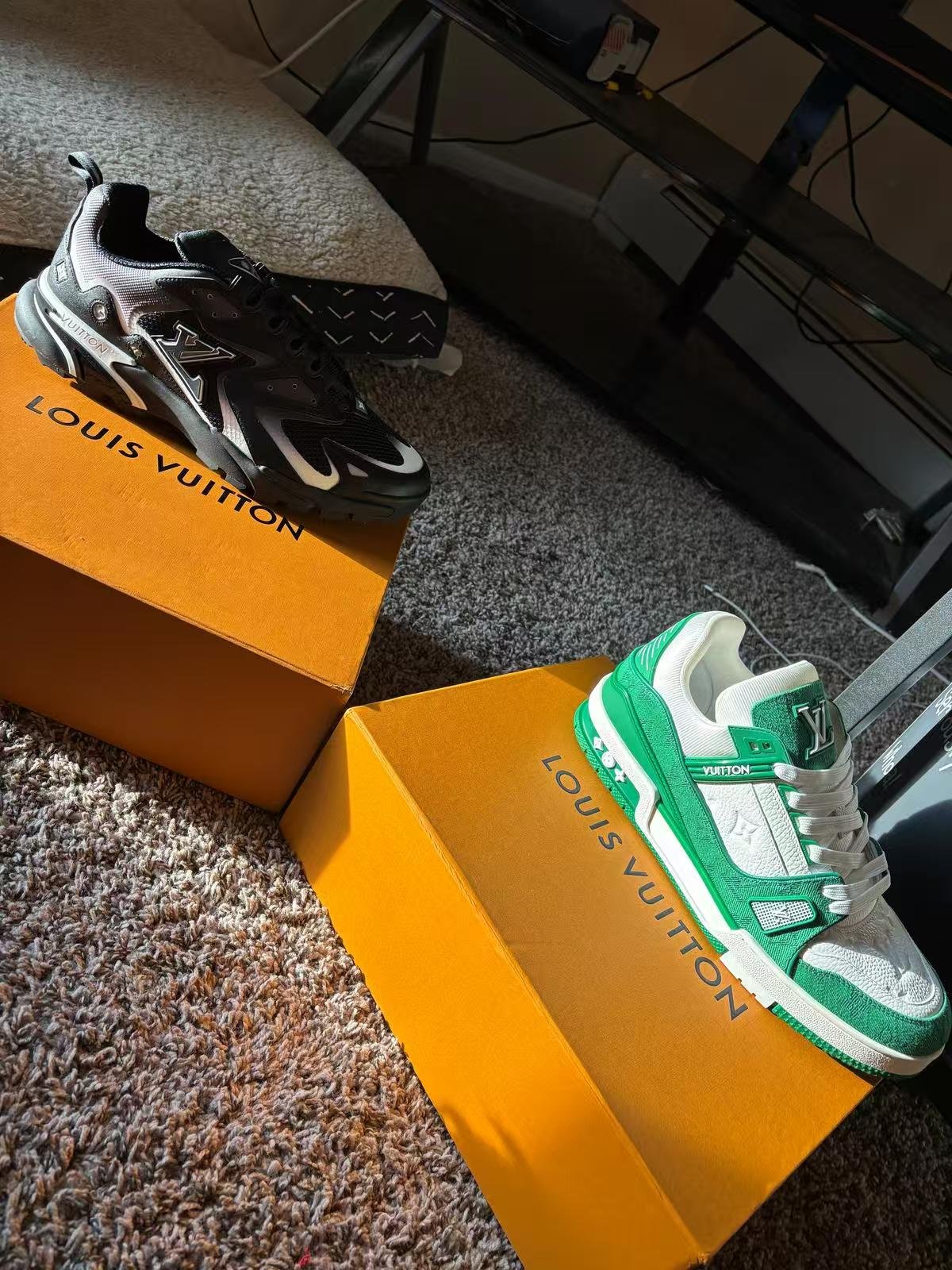 LOUIS VUITTON TRAINER 1A8FN8 Sneakers photo review