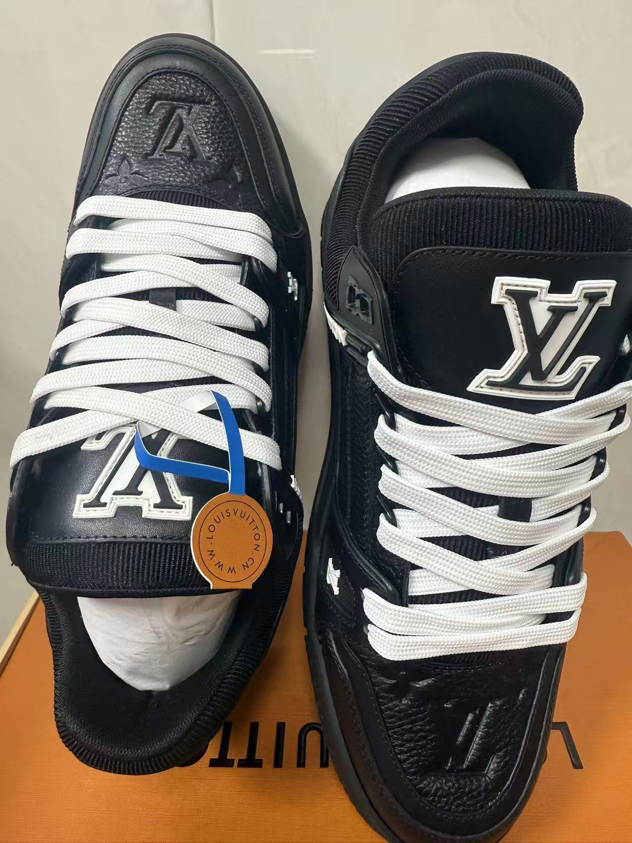 LOUIS VUITTON TRAINER Sneakers photo review
