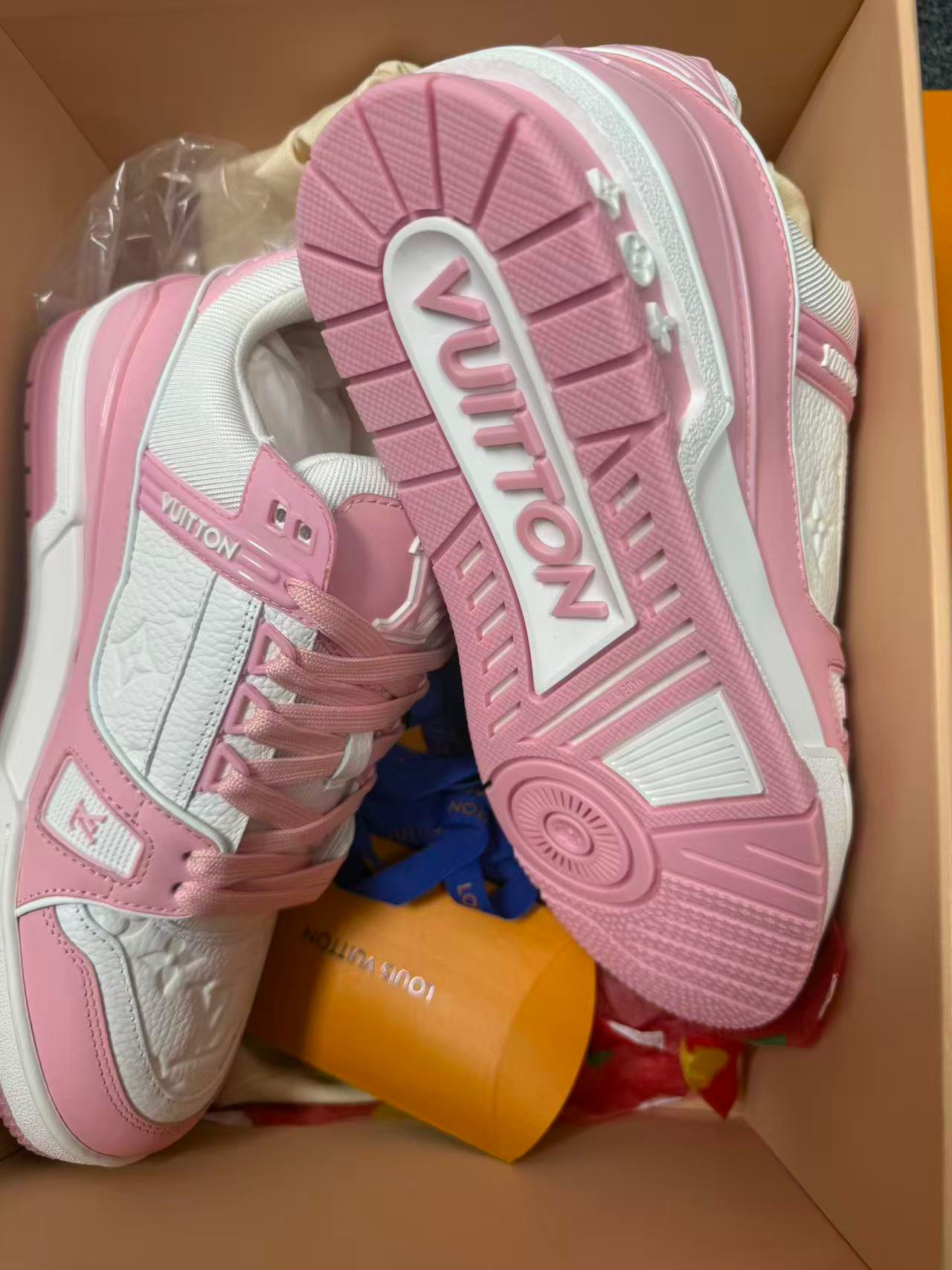 LOUIS VUITTON TRAINER SNEAKERS photo review