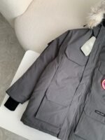 Canada goose Classic expedition pure color winter hardhat Parkercoat down jacket - Image 6