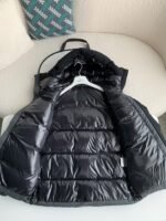Moncler Montbeliard down jacket - Image 3