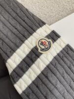 Moncler Short men's down jacket - Image 8