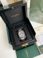 Audemars Piguet Royal Oak 15500 Series Men's Watch 41mm - Image 2