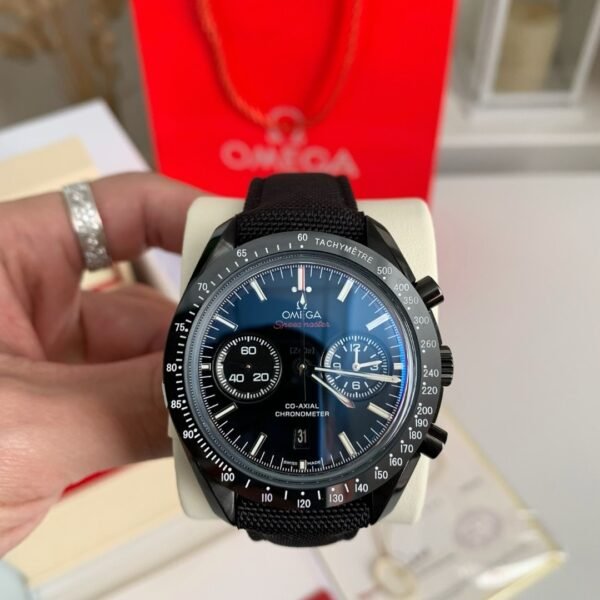 Omega Speedmaster Series Dark Side of theMoon, 50m waterproof watch, 44.25mm