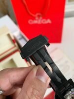 Omega Speedmaster Series Dark Side of theMoon, 50m waterproof watch, 44.25mm - Image 5