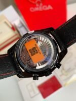 Omega Speedmaster Series Dark Side of theMoon, 50m waterproof watch, 44.25mm - Image 4