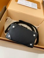 Louis Vuitton Portafoglio indossabile Vertical TrunkM82077,Size:10.7*17.5*6.8cm - Image 17