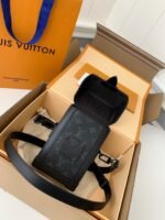 Louis Vuitton Portafoglio indossabile Vertical TrunkM82077,Size:10.7*17.5*6.8cm - Image 11