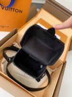 Louis Vuitton Portafoglio indossabile Vertical TrunkM82077,Size:10.7*17.5*6.8cm - Image 8