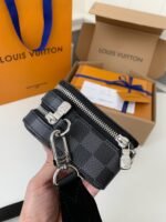 Louis Vuitton Portafoglio indossabile Alpha M80741Size: 18.5*11*6.5cm - Image 3