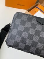 Louis Vuitton Portafoglio indossabile Alpha M80741Size: 18.5*11*6.5cm - Image 9