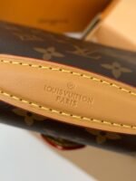 Louis Vuitton lVY M44919,Size: 23.5*18*9cm - Image 14