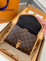Louis Vuitton lVY M44919,Size: 23.5*18*9cm - Image 8