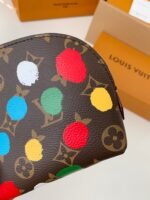 Louis Vuitton x YK POCHETTE COSMETIQUE clutch bagM81867 size: 17*12*6cm - Image 8