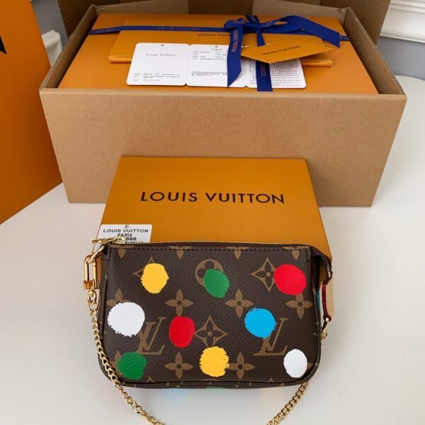 Louis Vuitton x YK MINI POCHETTE ACCESSOIRES miniMahjong bag M81866 size: 15.5*10.5*4cm