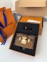 Louis Vuitton Petite Malle Brown monogram reverseM44154，Size:19*15*5cm