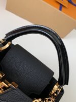 LOUlS VUITTON Capucines mini frameM59065 size26.5*17.5*9cm - Image 4