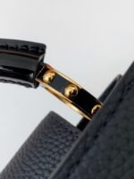 LOUlS VUITTON Capucines mini frameM59065 size26.5*17.5*9cm - Image 5