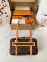 LOUIS VUITTON CITE M46321 size:26*1 6*11cm - Image 5