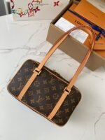 LOUIS VUITTON CITE M46321 size:26*1 6*11cm - Image 6
