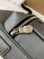 Louis Vuitton OUTDOOR Men's Messenger bagM30830,26*20*10.5cm - Image 12