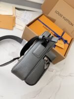 Louis Vuitton OUTDOOR Men's Messenger bagM30830,26*20*10.5cm - Image 9