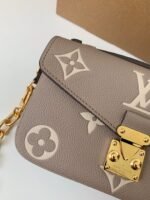 Louis Vuitton counter classic hot selling Pochette MétisEast West bag M23081,21.5*13.5* - Image 6
