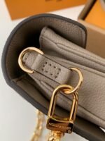 Louis Vuitton counter classic hot selling Pochette MétisEast West bag M23081,21.5*13.5* - Image 14