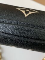 Louis Vuitton counter classic hot selling Pochette MétisEast West bag M46596, 21.5 * 13.5 * 6cm - Image 11