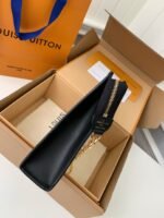 Louis Vuitton's New Lafite Cotton Embroidered ToiletryPouch Chain Bag M82521Size: 25*20*5.5cm - Image 9